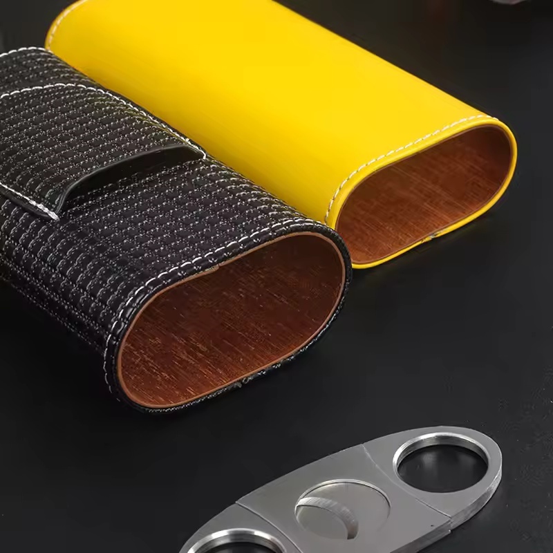 Portable Leather Cigar Humidor - đánh giá và giá Cigar Cutter Set